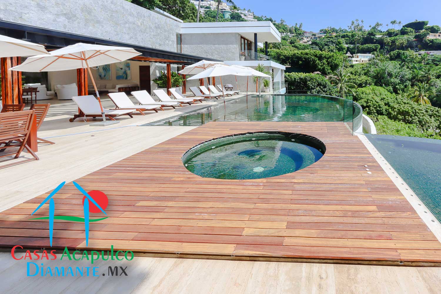 La Roqueta - Alberca y asoleadero 5